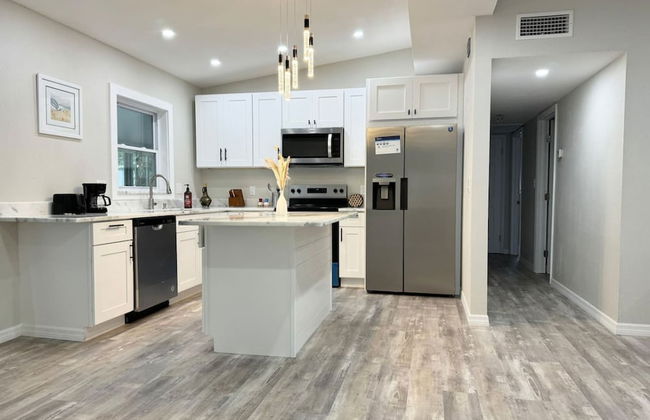 Pool Home in Seminole 5miles to Beach - Foto 4