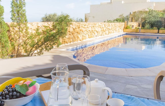 Siku Gozitan House With Pool hot tub - Foto 22