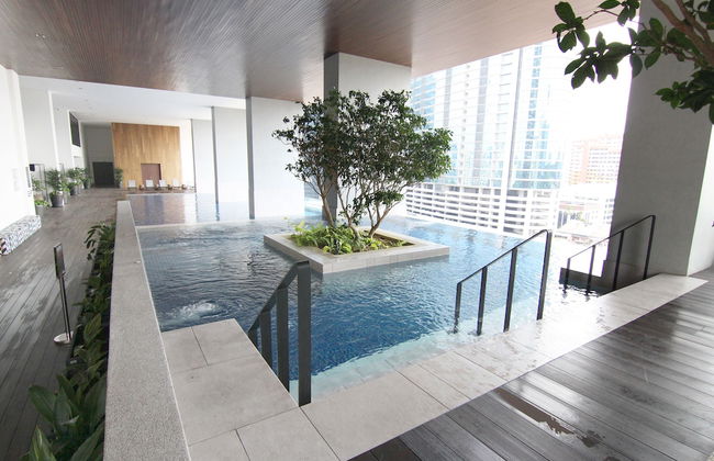 Establishement By Sleepy Bear - Foto 1