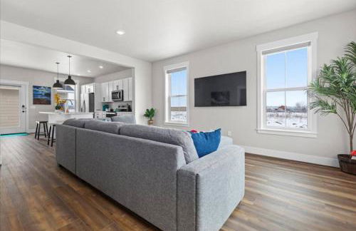 Stay with Style in this Townhome - Photo 18