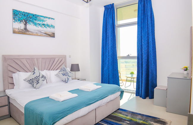 2 Bedroom Apartment- The Pulse Residence - Photo 1