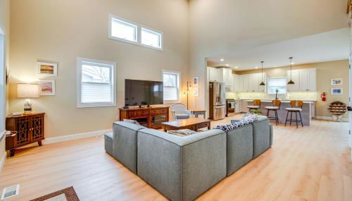 Steps to Sand Villas Beach House with Decks! - Foto 4