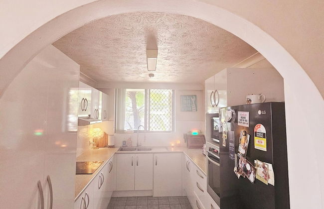 Bask in Beach Luxury! - Photo 25