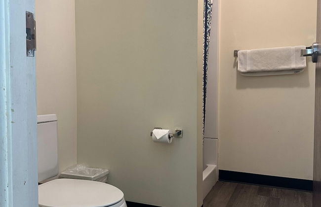 2 Bedroom 2 Bath Downtown Sleeps Six Walkable - Foto 5