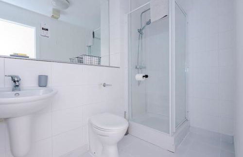 Spacious Deansgate Apartment, Free Park, Sleeps 8 - Foto 32