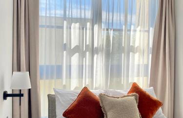 H11 Aparthotel - Photo 50