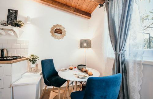 Mila and Jurija Formenti 2 apartments in heart of nautic marina, with heated swimming pool May till October, bikes, Sup, kajak, free parking in our garden - Photo 32