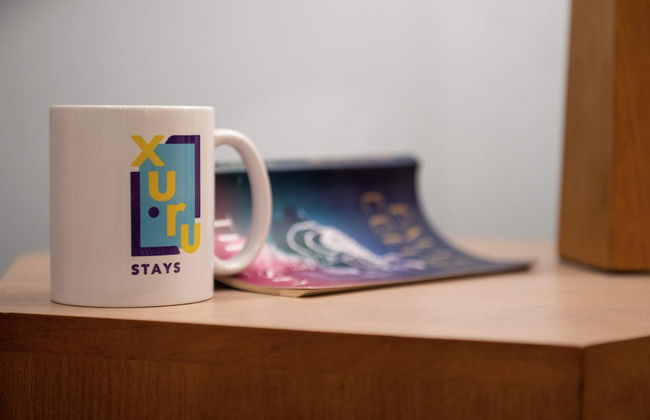 Xuru Stays I Waterfront Designer 2BR - 5 min to Airport - Foto 16