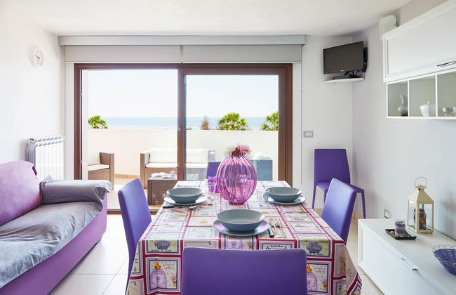 Aura CaseSicule, only for Sea View Lovers, Modern Style Apartment in City Center, Wi-Fi - Foto 8