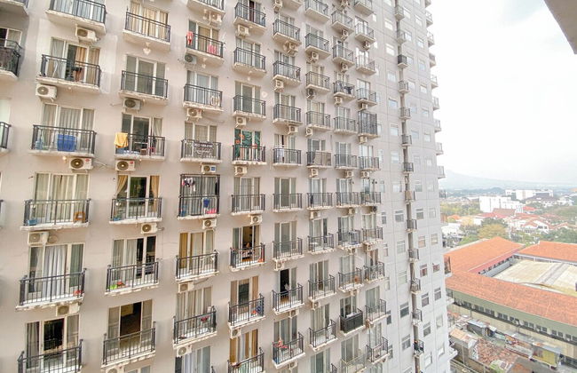 Stylish Studio Apartment At Grand Asia Afrika - Foto 13