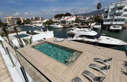 Villa con piscina y vistas canal AV-44 - Foto 44