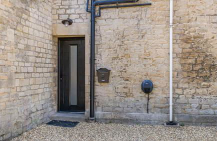 Elegant Garden Apartment, Private Parking & EV Charger, Walk to Town - Foto 50