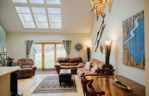 NEW! Townhouse - Tenney Mountain Resort - Foto 18