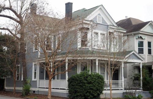 Beautiful Forsyth Park Charmer - Amazing Location! - Foto 7