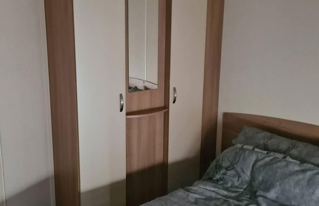 2 Bed Lodge - Sleeps 5 - Parking - Pets - Wifi - Foto 3