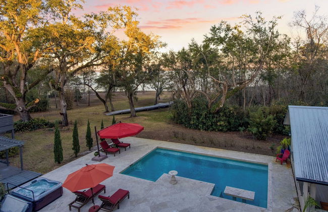 Blackwater Bay Hideaway by Avantstay Waterfront, Pool, Dock, Hot Tub - Photo 11