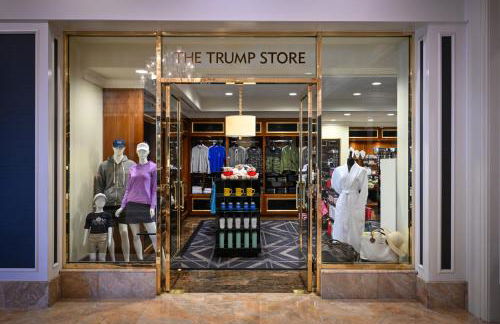 TRUMP 56th Floor - Sphere and Strip View - No Resort Fees - Photo 19