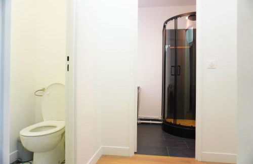 Appartement cosy T3 - RER C 400m - Foto 6