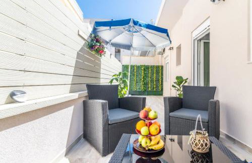 Sophia's Comfortable Home with a Private Backyard - Foto 42