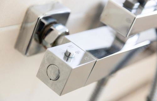 5 Bed Seaside Property with Garden , Parking and Games Room - Foto 45