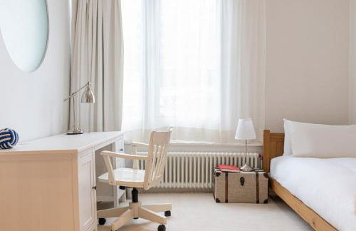 Charming houseboat featuring a sauna - Photo 20