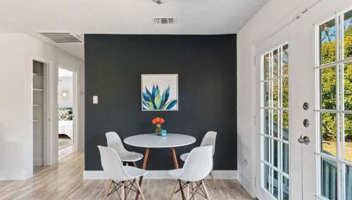 Charming East Side Bungalow - Foto 5