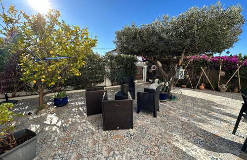 Bonito apartamento con gran terraza y piscina comunitaria AV-08 - Foto 41