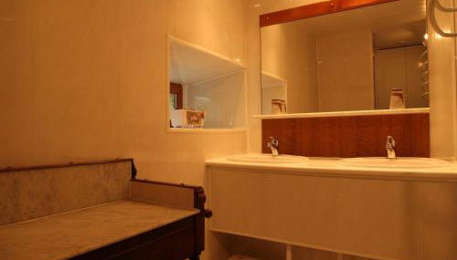 Ferme rénovée avec jardin, garage et wifi gratuit à Chamalières-sur-Loire - FR-1-582-1 - Foto 3