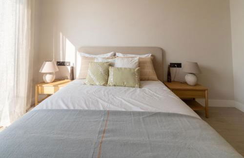 Sunny Villa by Platja Ardiaca - Photo 17