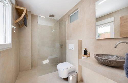 Villa única con piscina, perfecta para familias - Foto 18