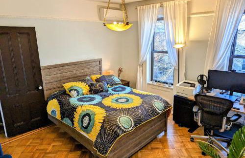 Luxury duplex in 1880s brownstone w private garden - Foto 44