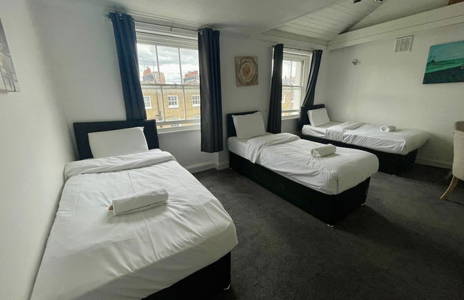 Baker Street Apartments - Photo 48