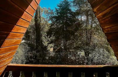 Chalé Romântico Salesópolis - banheira de hidromassagem e condomínio resort - Foto 4