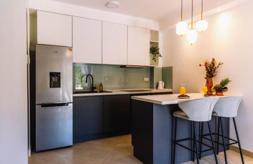 Brand New & Comfort Apartment L & L ,free parking + close to beach - Photo 24