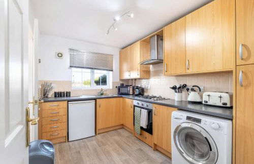 Hampton Peterborough Contractor House - Sleeps 4 - Perfect Stay While Working On Projects - Foto 9