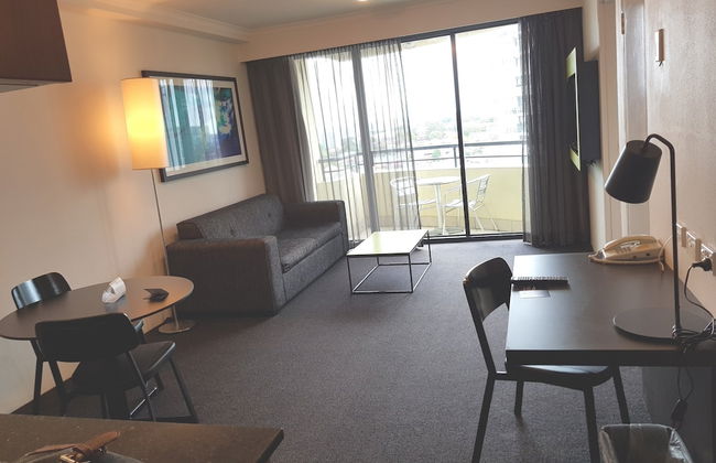 Parramatta Hotel in Mantra Building - Photo 23