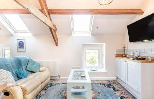 Pipistrelle Cottage a quirky gem near Snowdonia - Photo 17