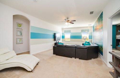 Sunny Villa, 6bd, 5ba, South facing pool and hot tub - Foto 12