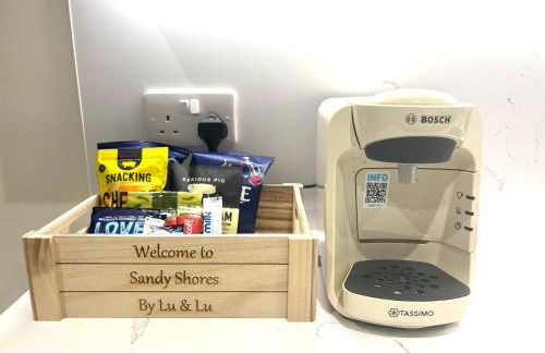 Poole Quay Seaside Escape-free parking 3 mins away - Photo 13