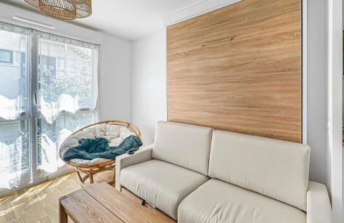 Le Séjour Distingué à Romainville - Foto 1