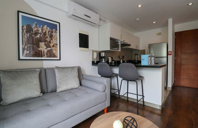 w Luxurious 1BR w Majestic Balcony in Barranco - Foto 1