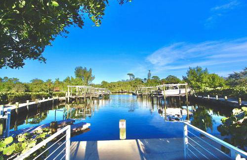 Manatee Isle - Photo 12