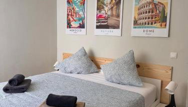 2BR Estoril Apartment - Near Estoril Beach & Cascais - Sleeps 4 - Foto 2, towels, wardrobe, heating