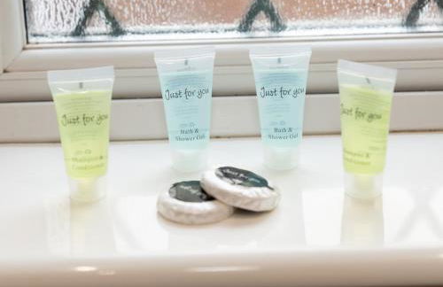 4 Bed house Parking 5 mins Sidcup Station - Pass the Keys - Foto 35