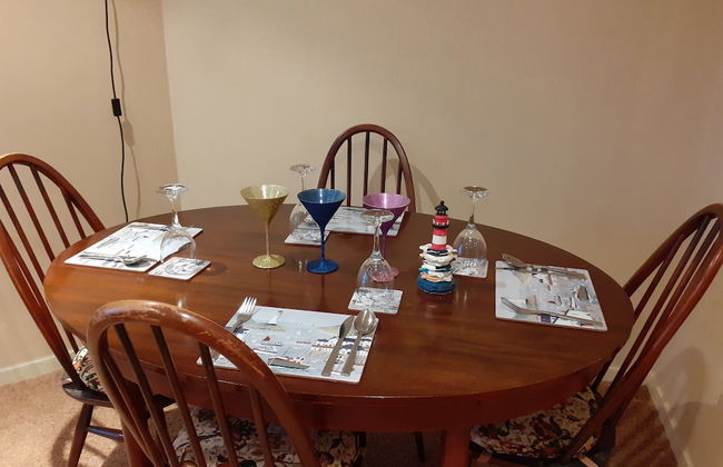 2 Bed Apartment 2 Mins Walk Away From the Beach! - Foto 9