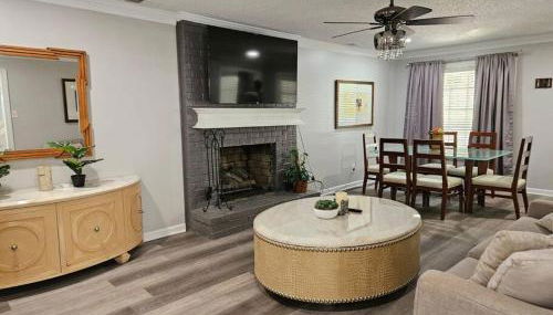 Luxury Pool with King beds Near Shops and Dining - Foto 4