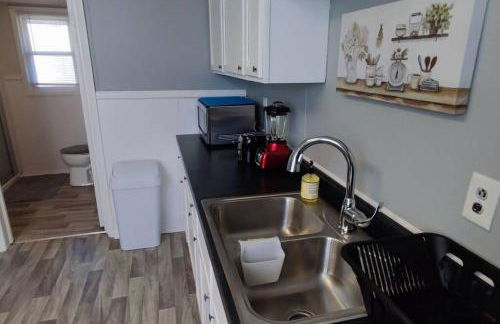 Perfect Combo of Charm & Comfort- 2Bedroom Home - Foto 19