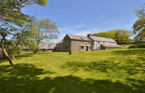 Fentrigan Manor Farm & Holiday Cottages - Foto 2