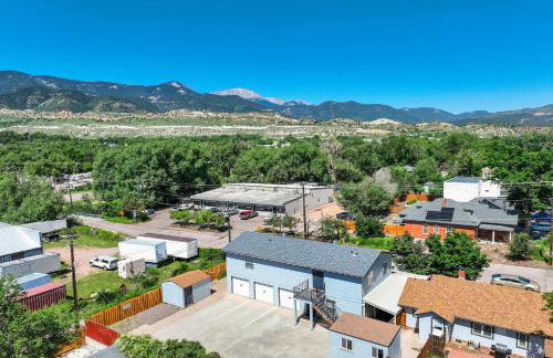 Vermijo Nook Walk to OCC Downtown w Fire Pit - Foto 45