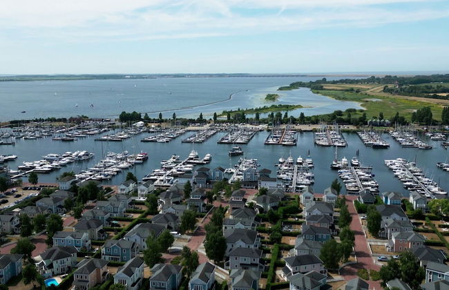 Villa by the Harbour With Sauna - Photo 32